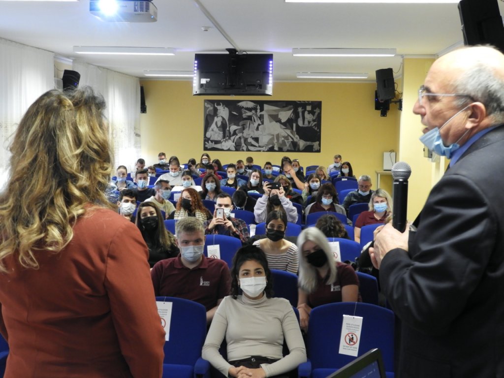 Short Staff Training in Soverato